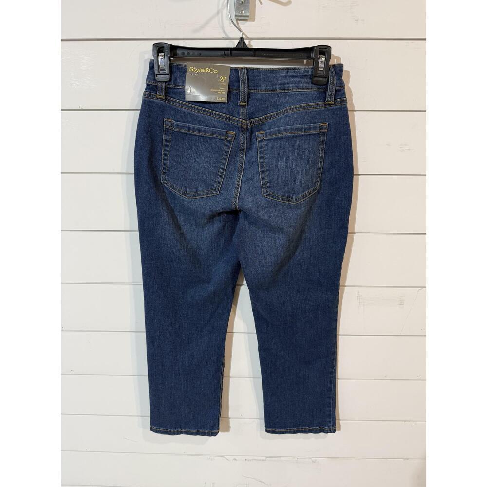 Style & Co Women's Blue Petite Mid-Rise Curvy Roll-Cuff Capri Jeans 2P NWT - Picture 3 of 3